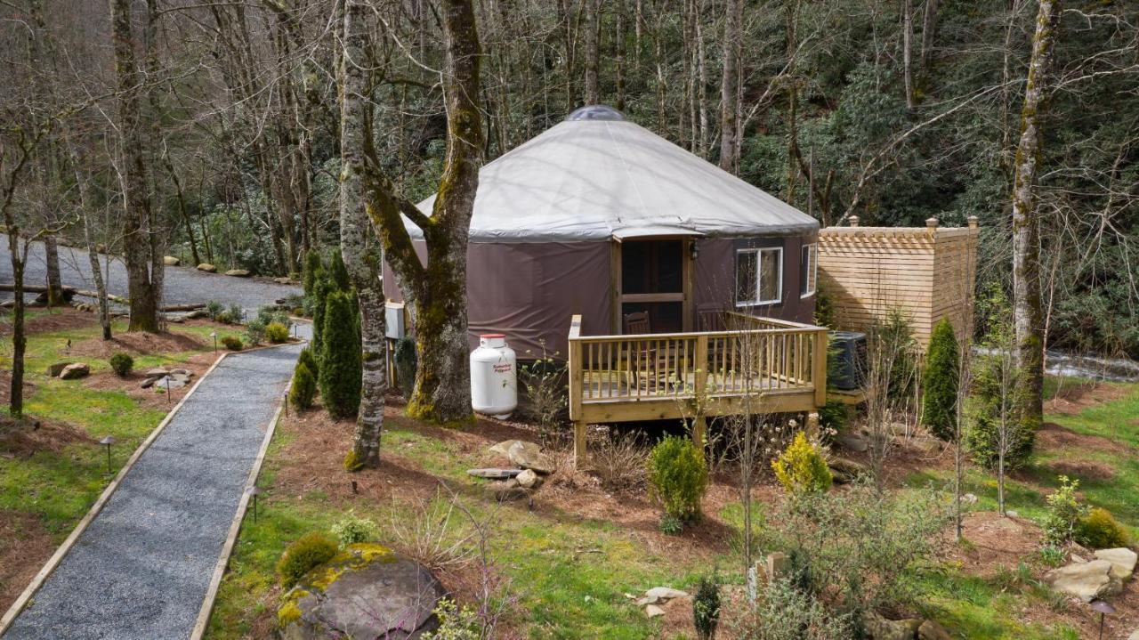 Tranquil Haven Luxy Yurt - Creekside Glamping With Private Hot Tub Villa Topton Exterior photo